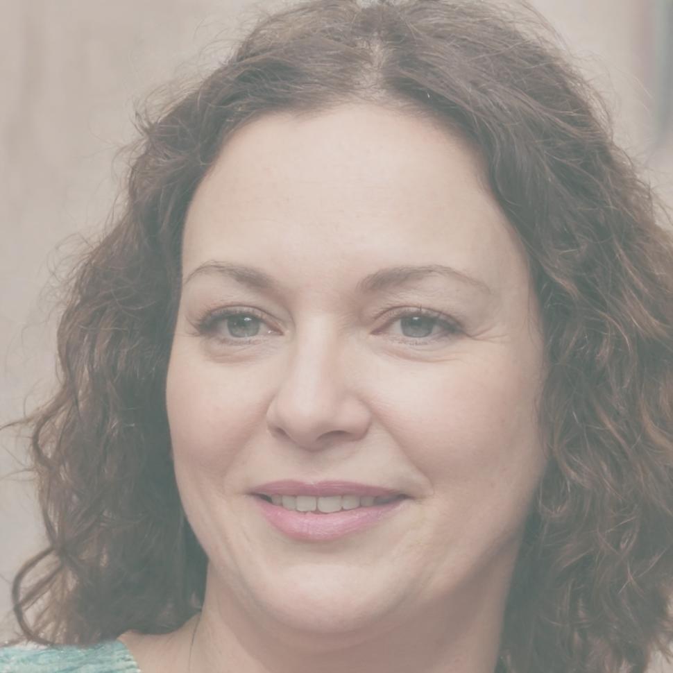 Ritratto di Elisabetta Porcheddu, titolare di un e-commerce in crescita